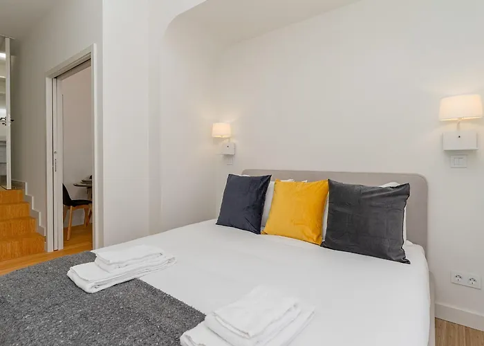 Charming • * Porto