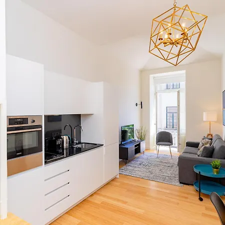 Apartment Charming • *